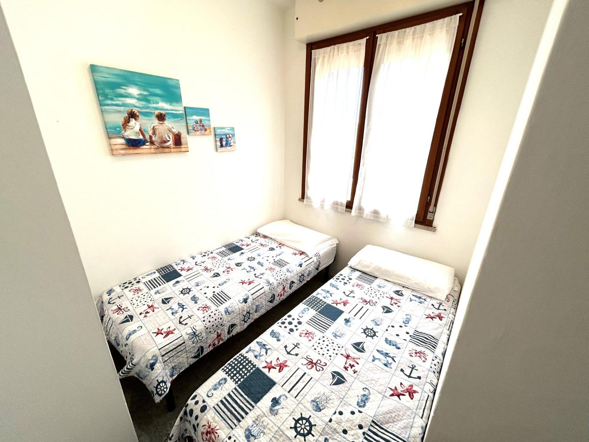 Condominio Simma Giallo E Azzurro *