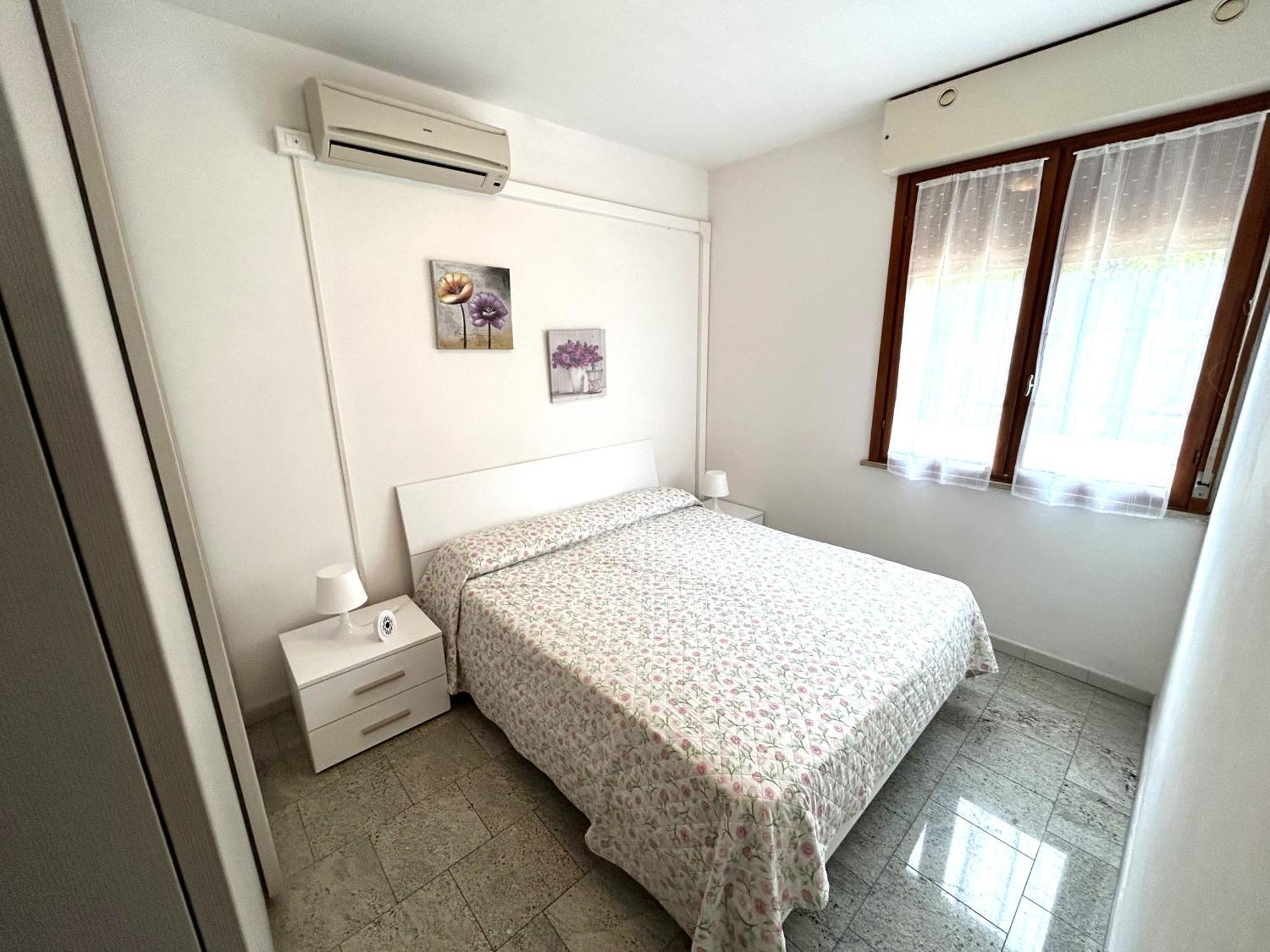 Condominio Simma Giallo E Azzurro Bibione